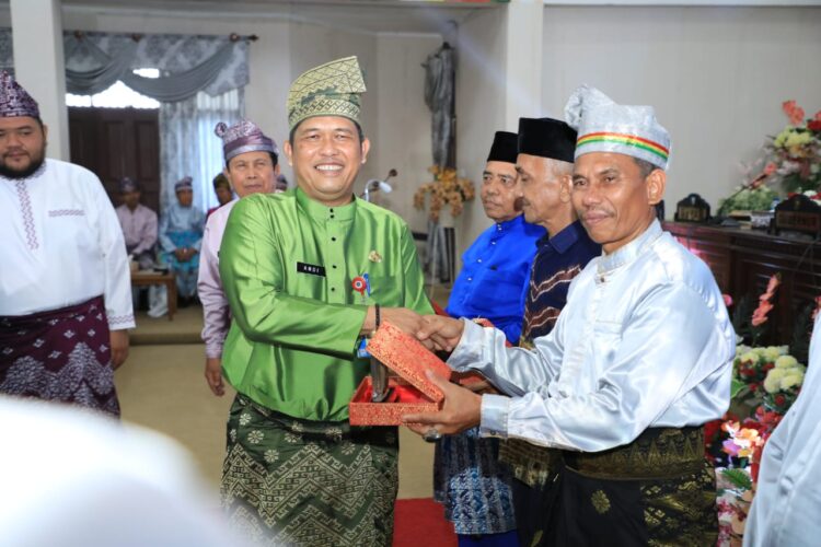 Rapat Paripurna DPRD HUT Rohul Ke 24 Tahun 2023 Ketua Novliwanda Ajak Masyarakat Bersama Majukan Neg